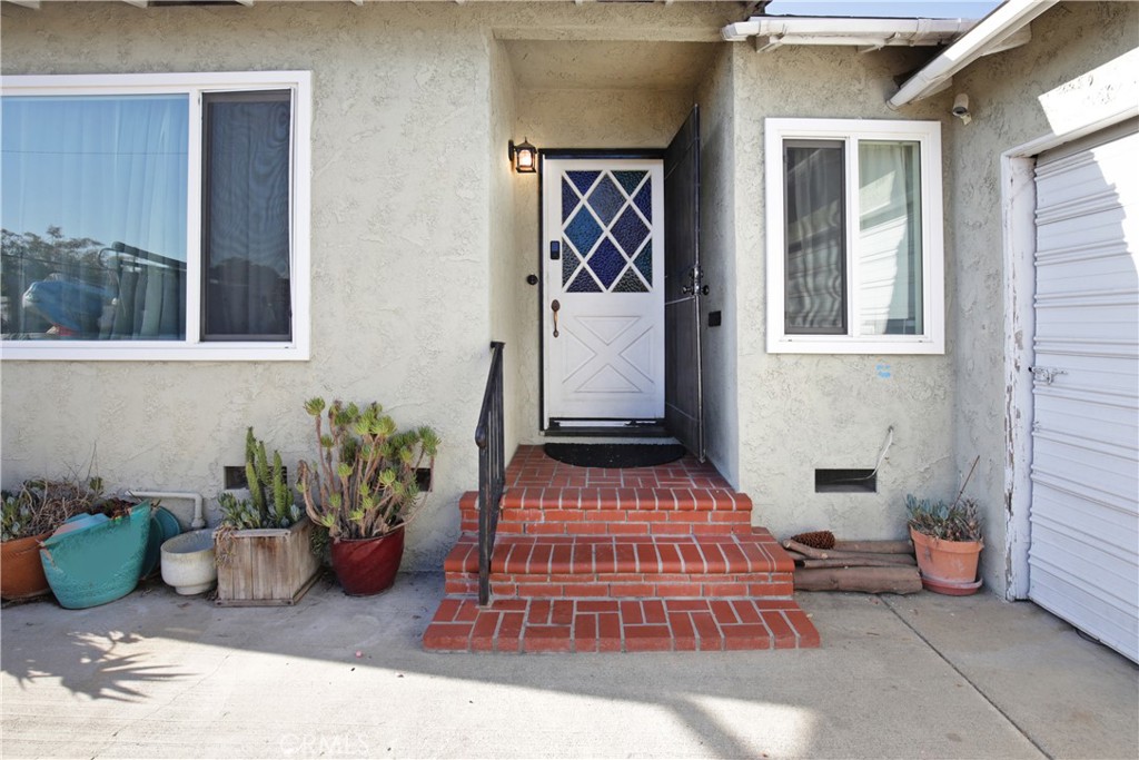 10253 Branscomb Street