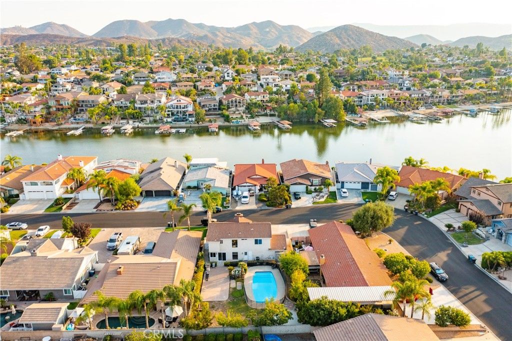 Photo of 30340 Channel Way Drive, Canyon Lake, CA 92587 (MLS # SW26015012)