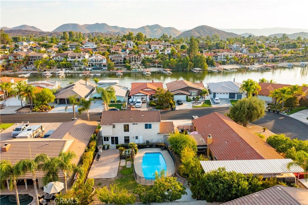 Photo of 30340 Channel Way Drive, Canyon Lake, CA 92587 (MLS # SW26015012)