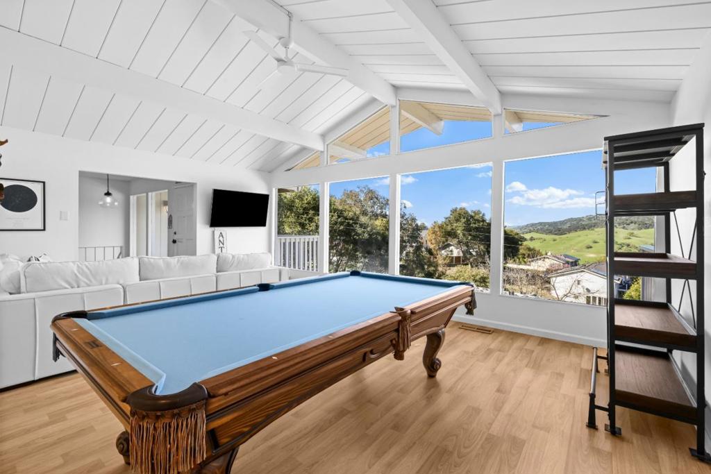 3241 Quail Lane
