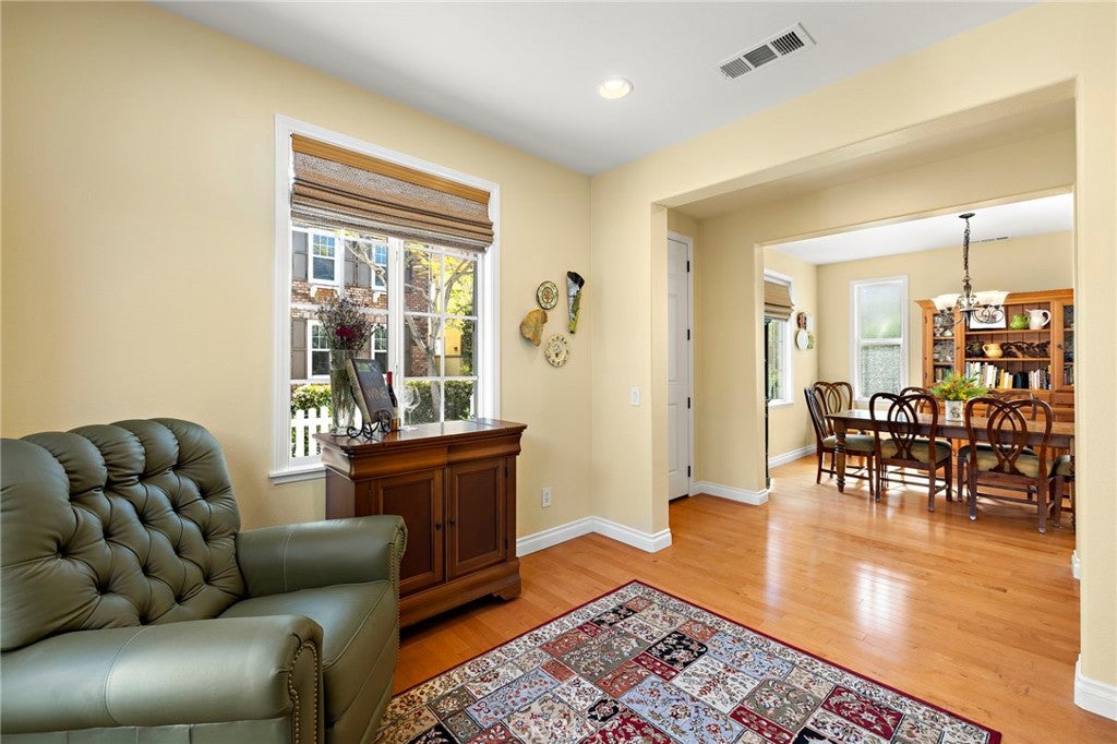 8 Earthen Court, Ladera Ranch CA 92694 - Photo 7