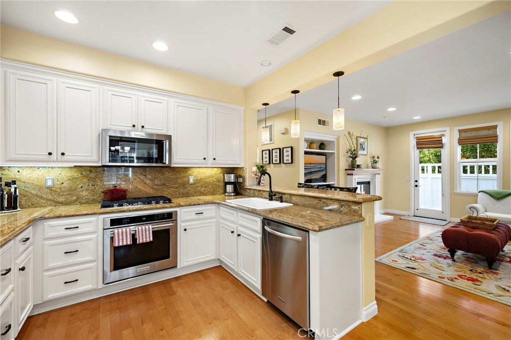 8 Earthen Court, Ladera Ranch CA 92694 - Photo 10