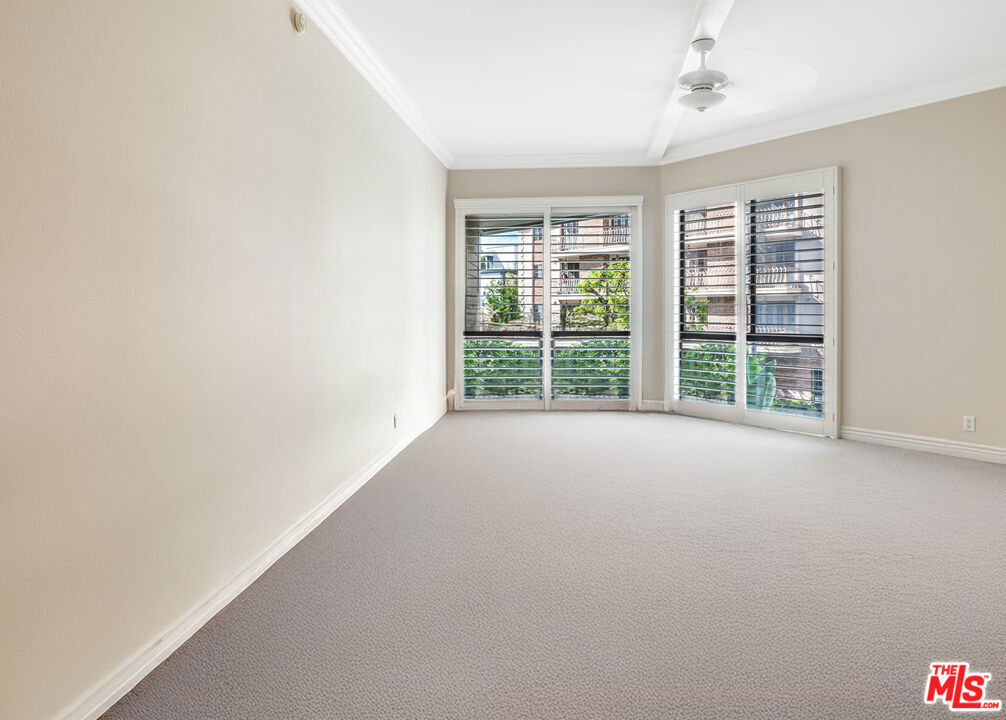 11808 Dorothy Street 206