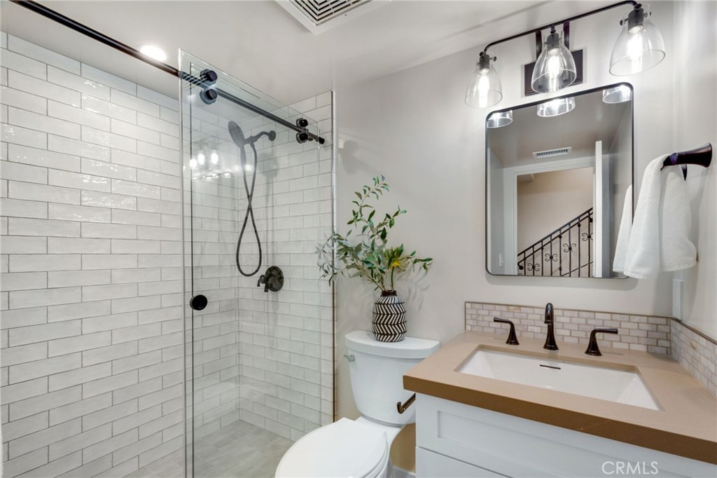 501 Elena B, San Clemente CA 92672 - Photo 8