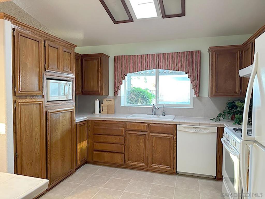Carlsbad West - Residential