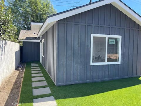 Photo of 5834 Fallbrook Ave, Woodland Hills, CA 91367 (MLS # SR26135928)