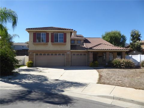 Photo of 27069 Dawnview Court, Corona, CA 92883 (MLS # IV25252531)