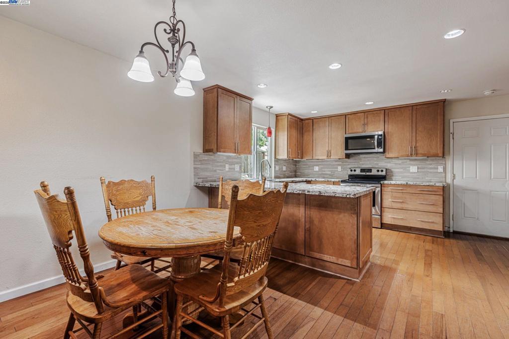 RHONEWOOD - Residential