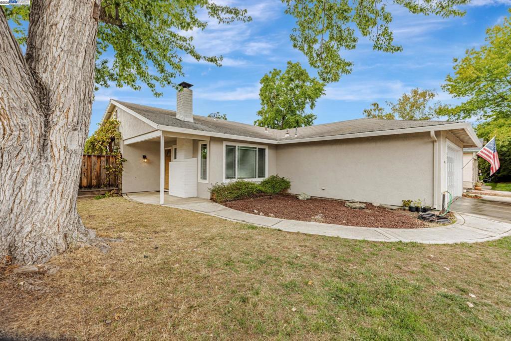RHONEWOOD - Residential