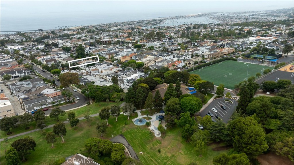 Corona del Mar North of PCH (CNHW) - Residential
