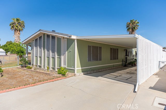 209 Flora Vista