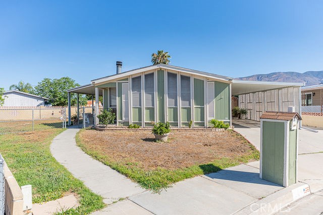 209 Flora Vista