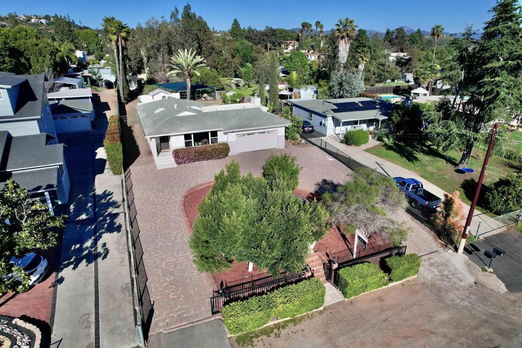 4111 Calavo Dr