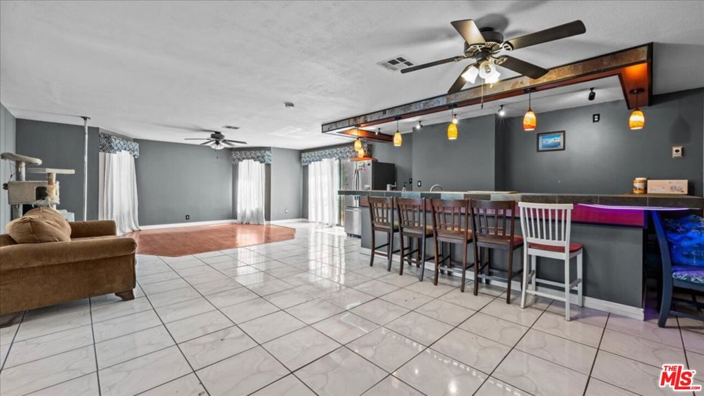 1839 N Millard Avenue