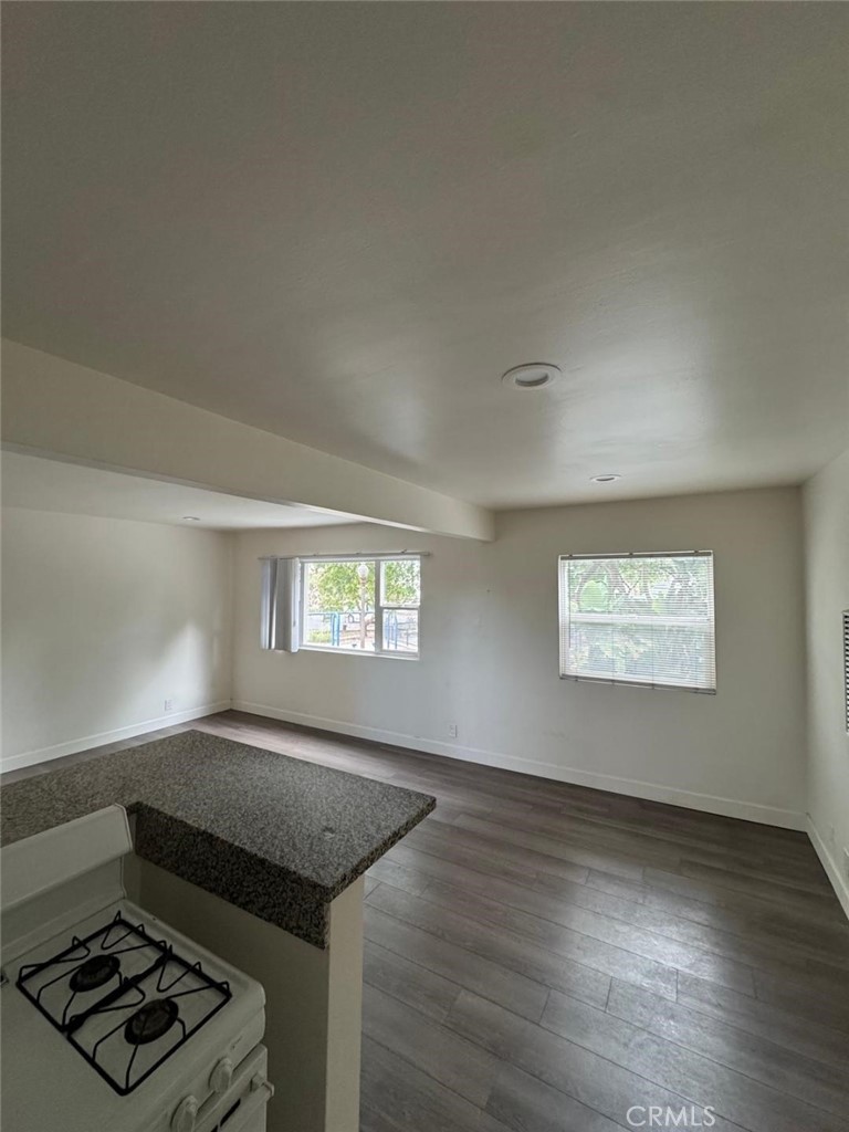 Signal Hill (SH) - Residential Lease