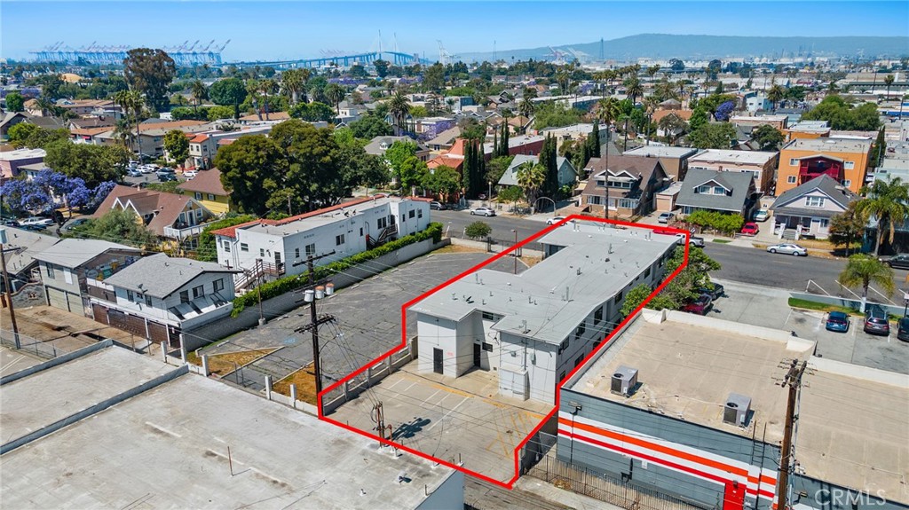 1242 Cedar Avenue
