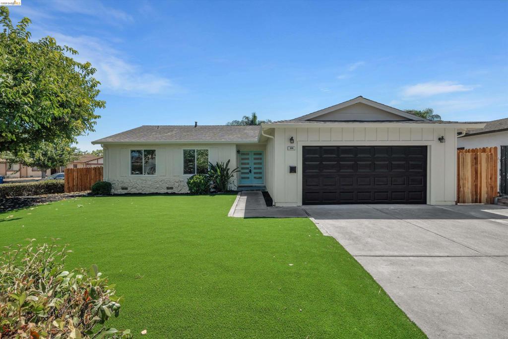 304 Huntington Dr