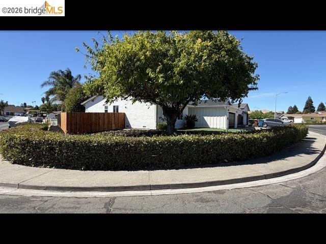 304 Huntington Dr