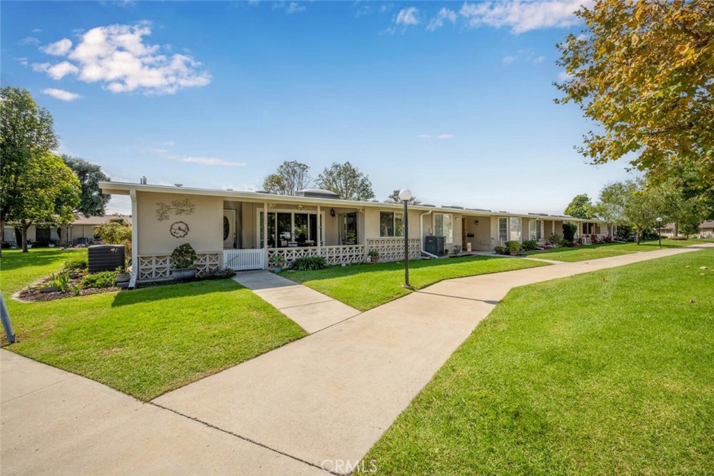 13061 Del Monte Drive 277L