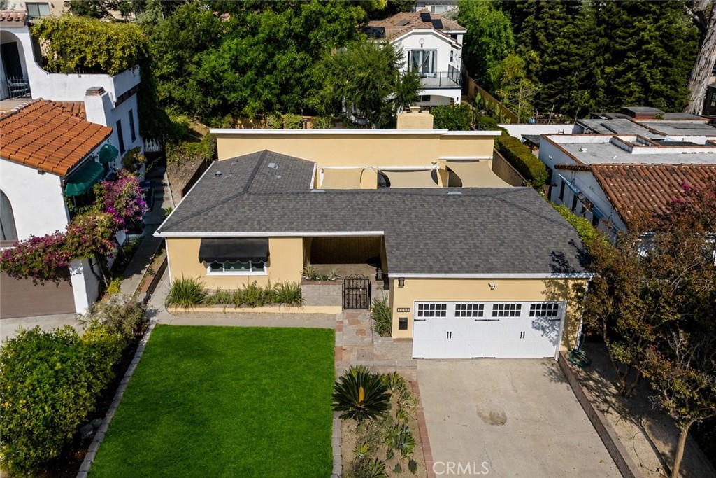 1212 N Lemon