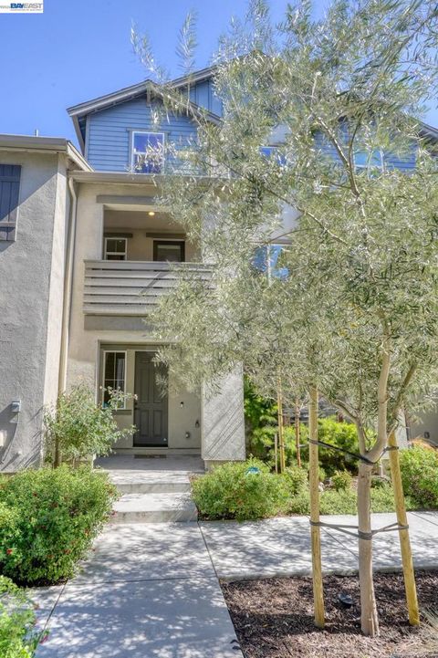 Tiny photo for 1758 1758 Pedrozzi Cmn, Livermore, CA 94551 (MLS # 41126295)