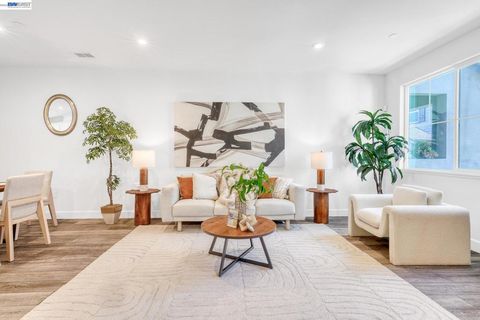 Tiny photo for 1758 1758 Pedrozzi Cmn, Livermore, CA 94551 (MLS # 41126295)