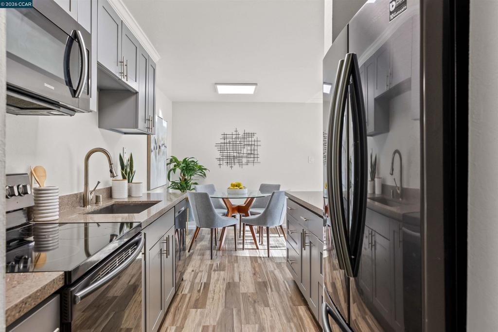 590 El Dorado Ave 214