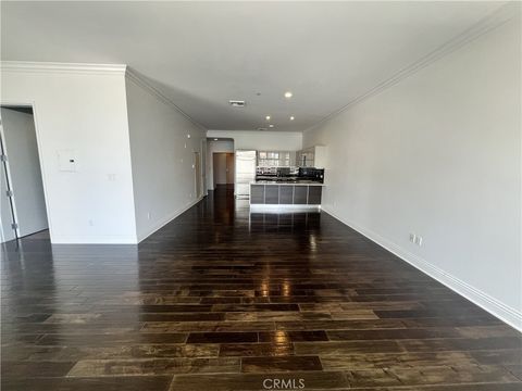 Photo of 801 S Grand AVE #2204, Los Angeles, CA 90017 (MLS # SR26102555)