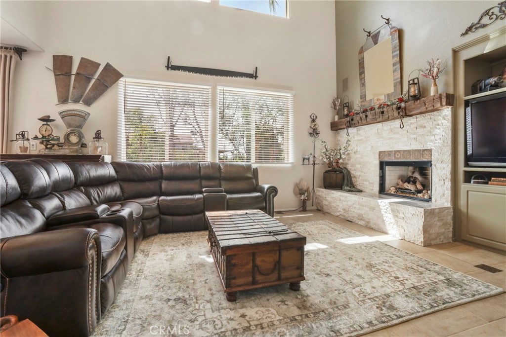 22760 Shadygrove Court