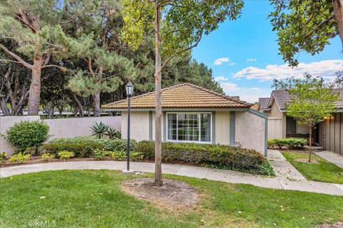 Photo of 54 Orchard, Irvine, CA 92618 (MLS # PW26073528)