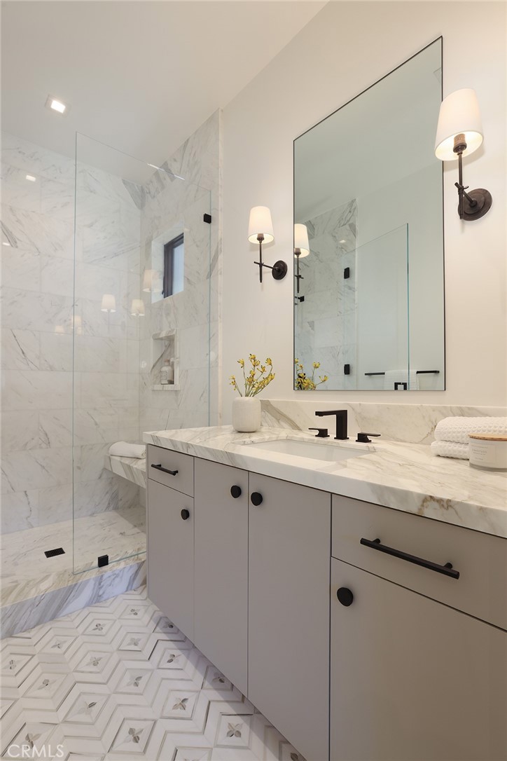 Harbor View Homes (HVHM) - Residential