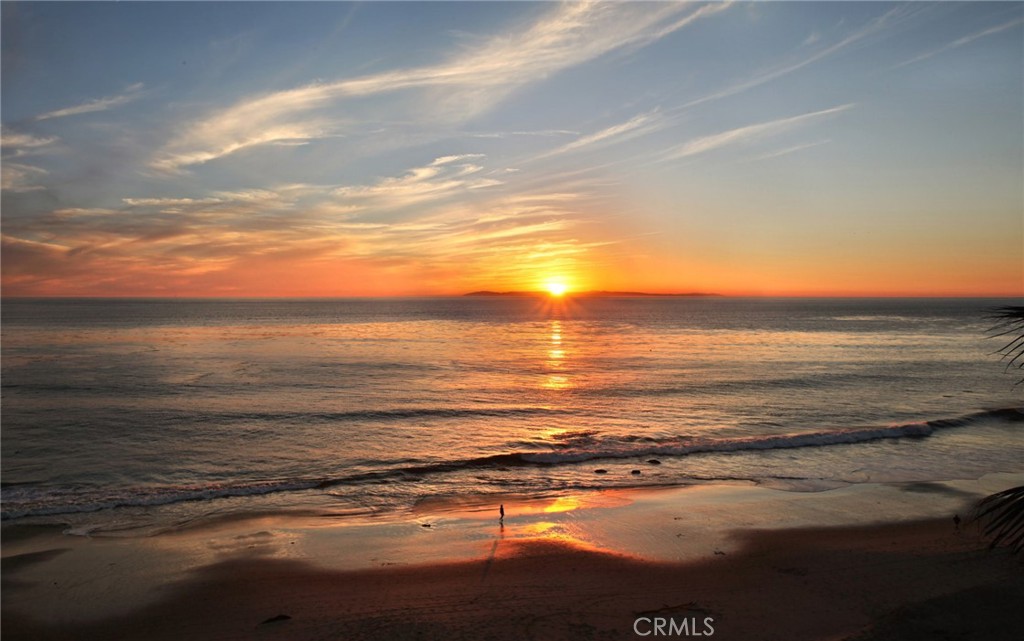 Gardens (Ocean side of PCH) (NSO) - Residential Lease