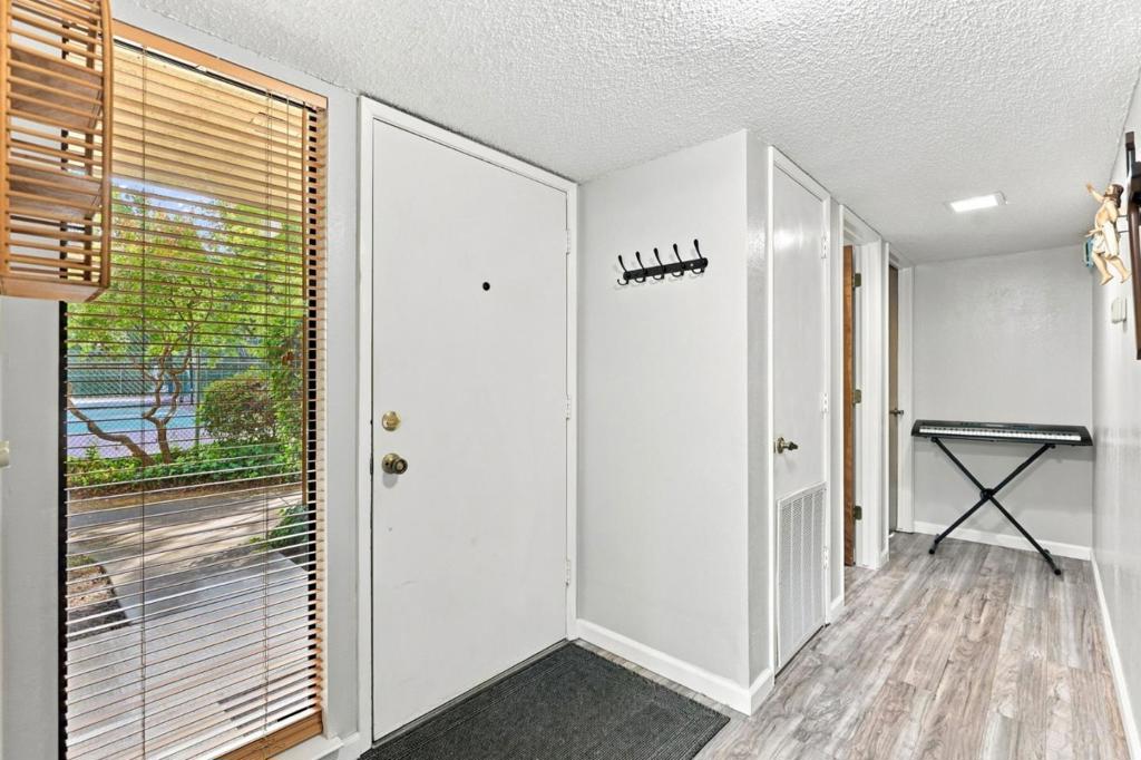 750 Lincoln Road 47