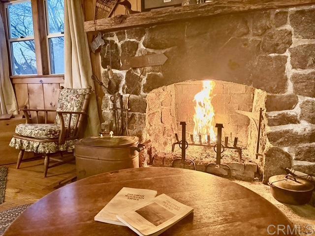 22298 Crestline Road