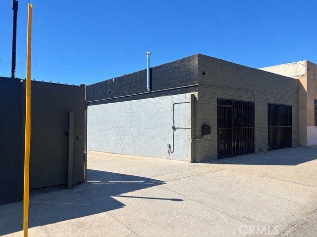 10469 San Fernando