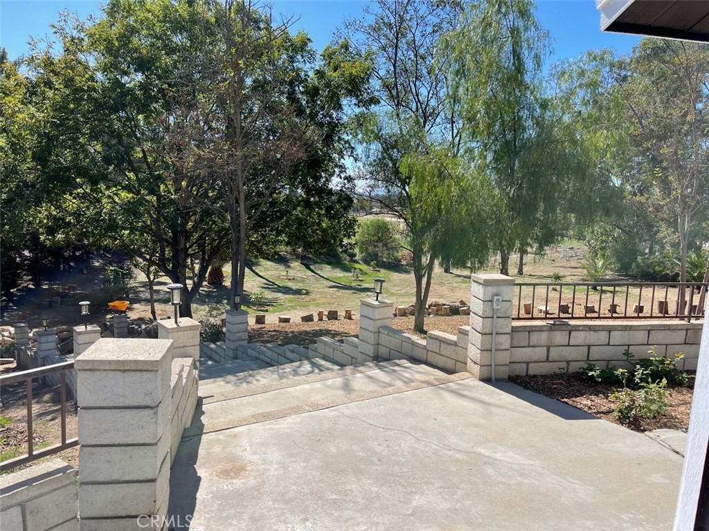 36005 Glenoaks Road