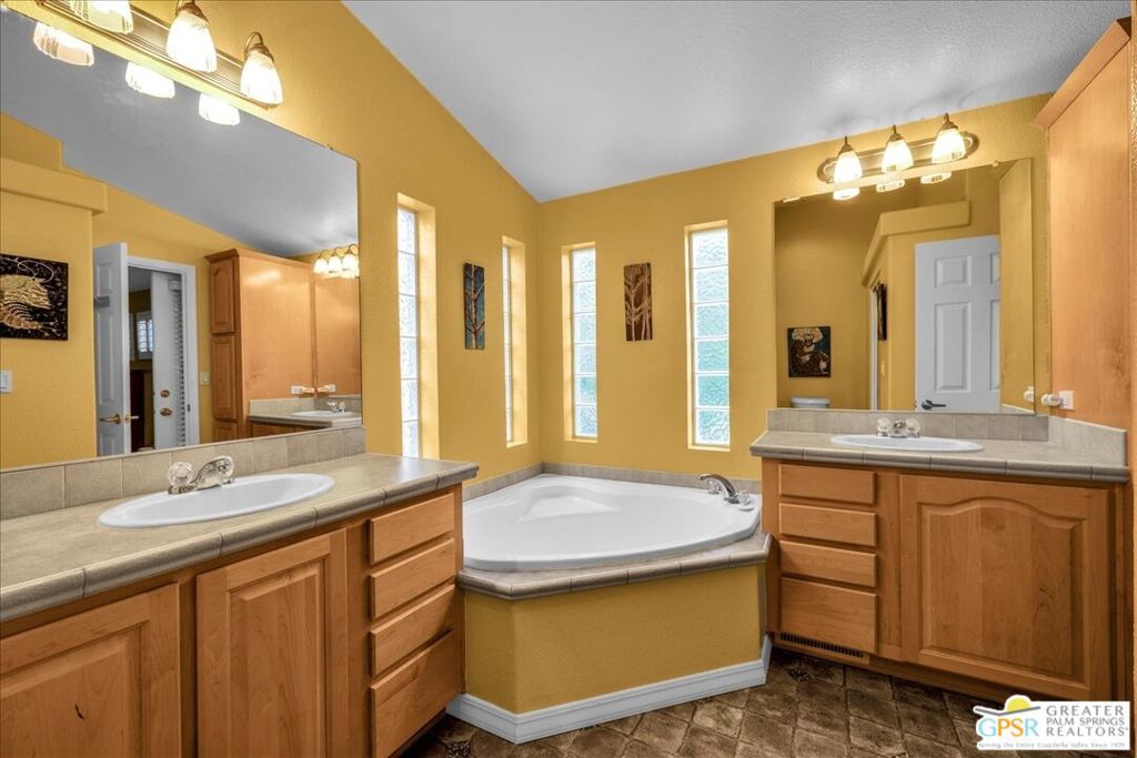 Vista Montana - Manufactured In Park