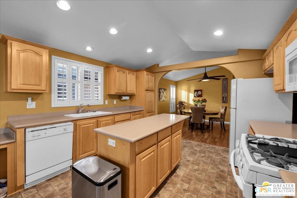 Vista Montana - Manufactured In Park