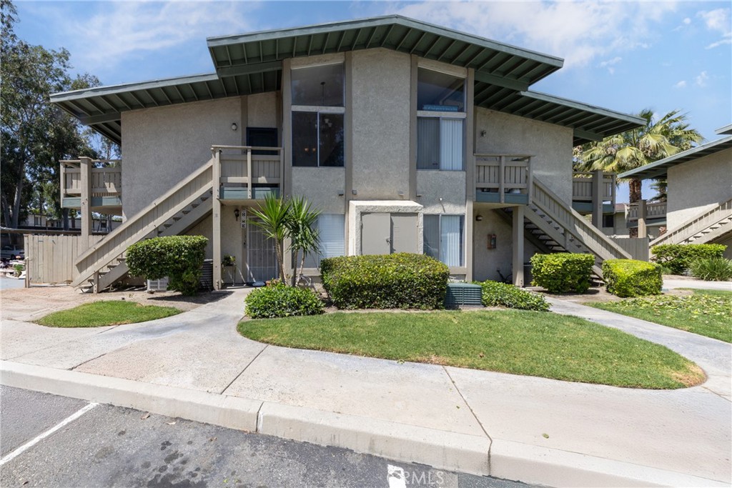 1800 E Old Ranch Road 134