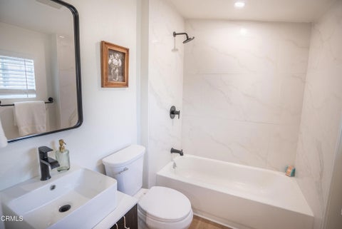 Tiny photo for 243 Fraser Lane, Ventura, CA 93001 (MLS # V1-36326)