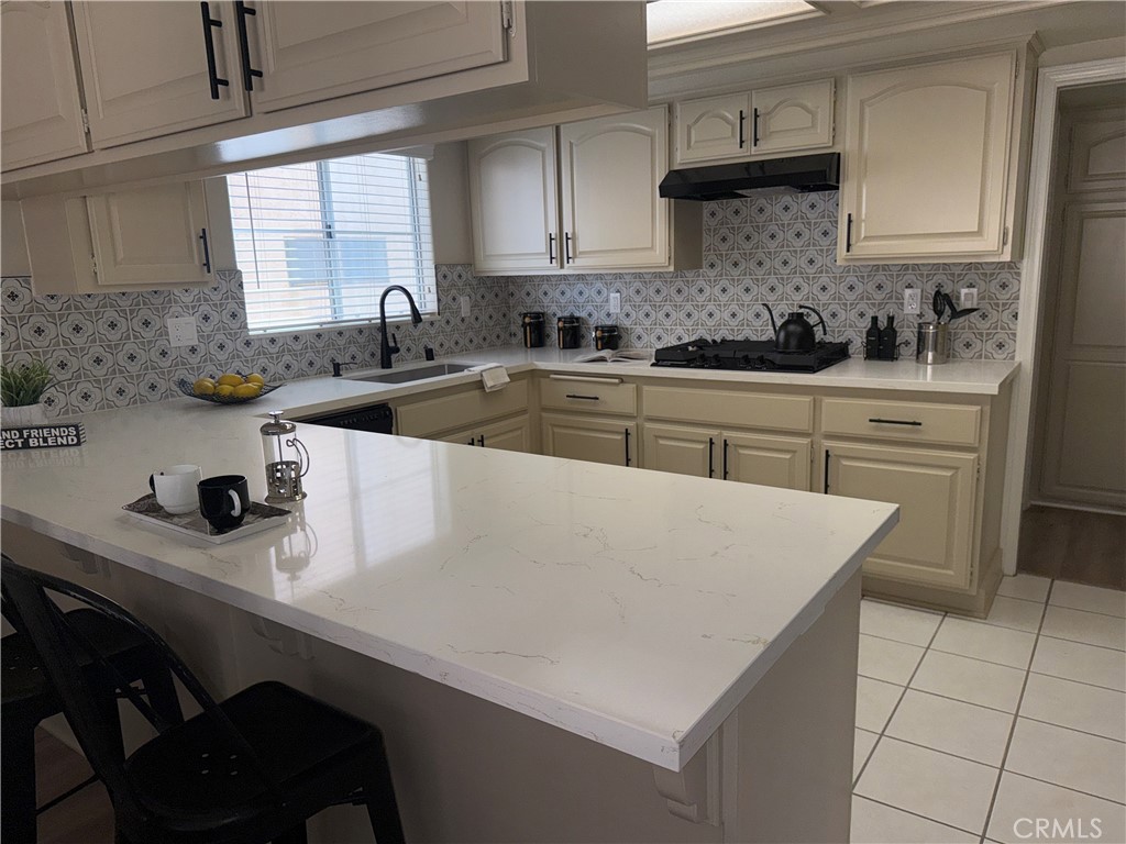 818 S Averill 2