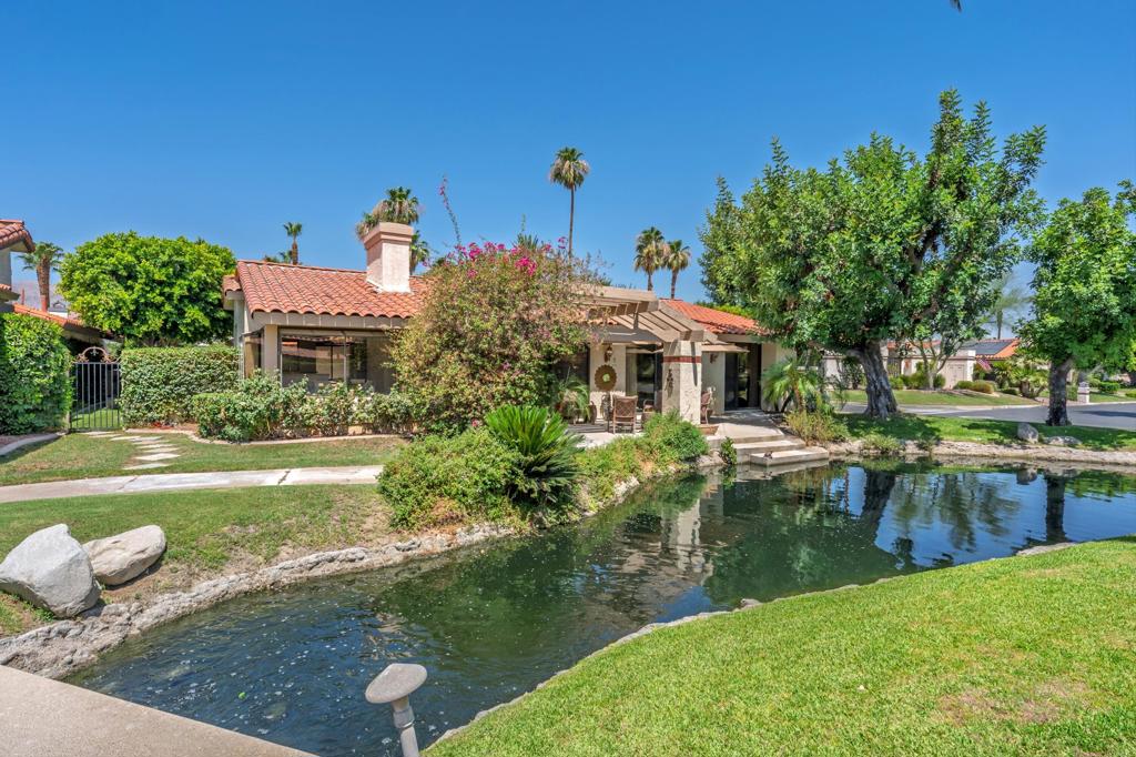Los Lagos - Residential
