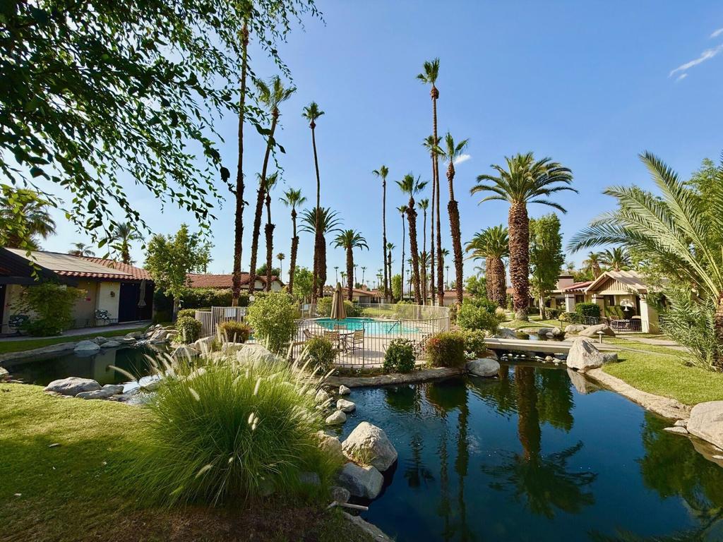 Los Lagos - Residential