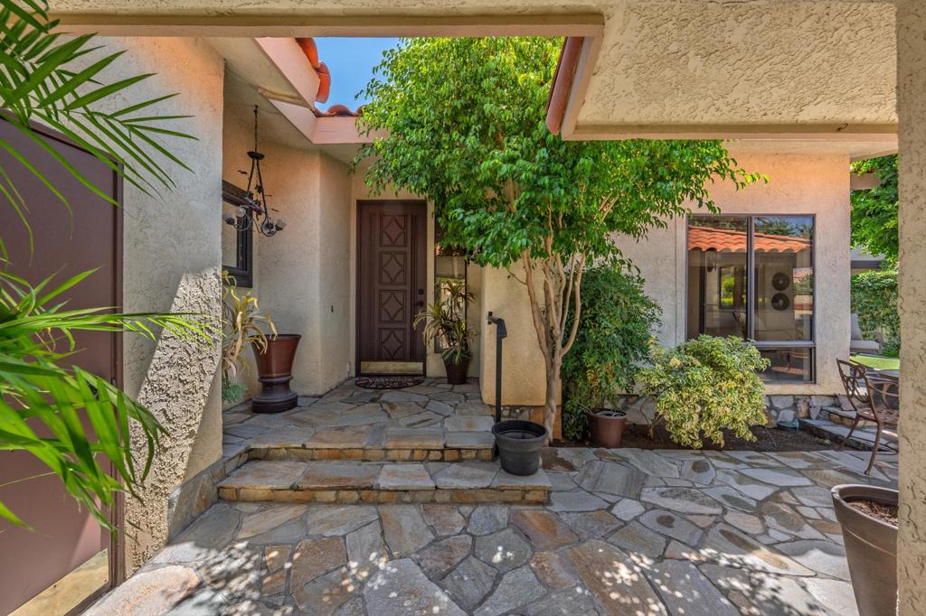 Los Lagos - Residential