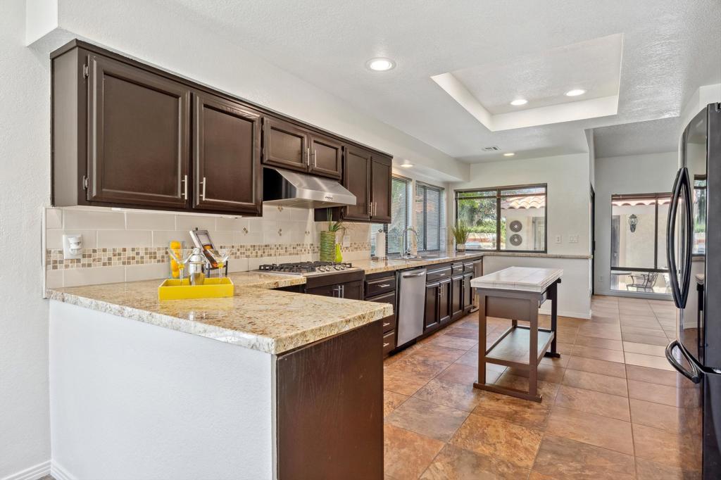 Los Lagos - Residential