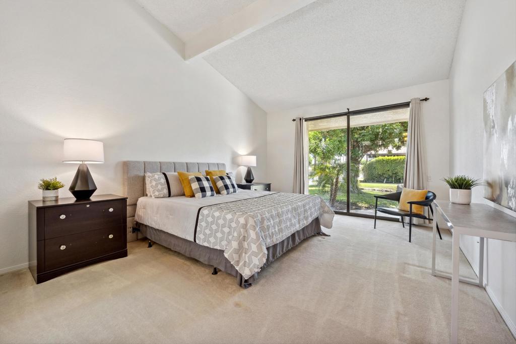 Los Lagos - Residential