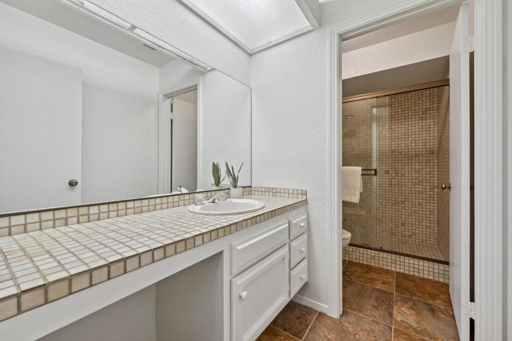 Los Lagos - Residential