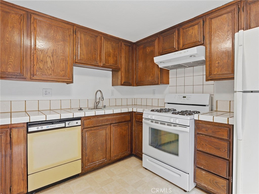 330 N 5th Street