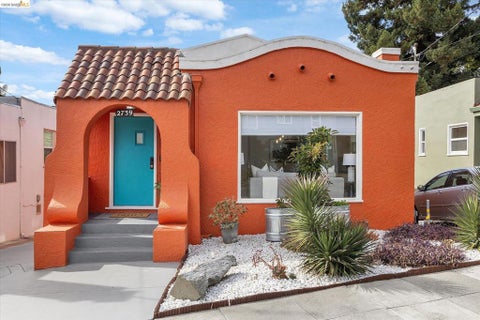 Photo of 2739 Grande Vista Ave AVE, Oakland, CA 94601 (MLS # 41149512)