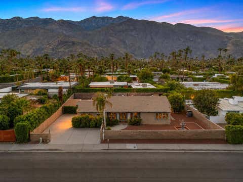 Photo of 1145 S Sunrise Way, Palm Springs, CA 92264 (MLS # 219151589PS)